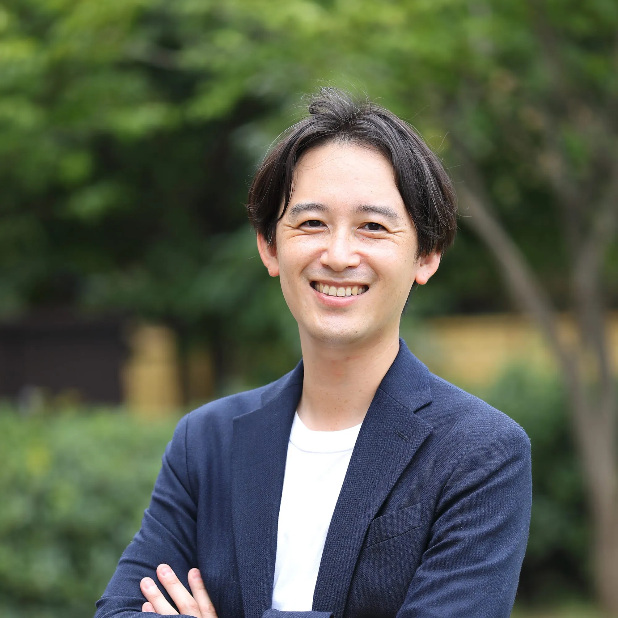 日高 康成