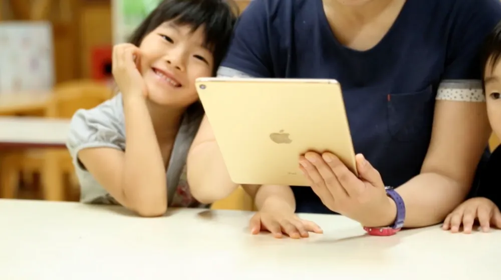 すべての先生に 子どもと向き合う 時間と心のゆとりを