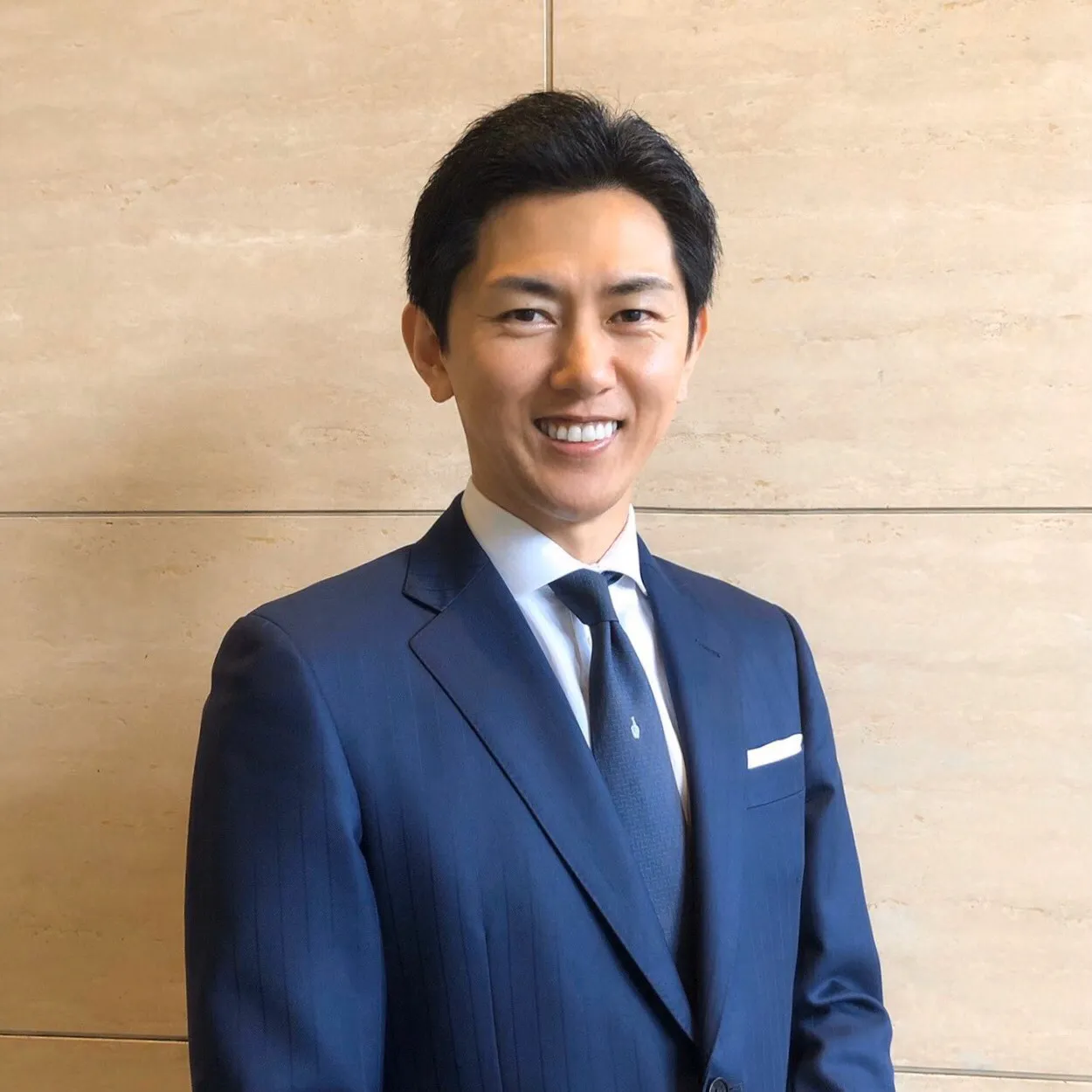 大井 逸都